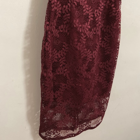 Guess - Picture 2 of 8